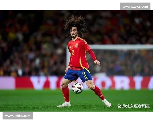 库库雷利亚度假晒照！身着德罗巴战袍致敬蓝军传奇